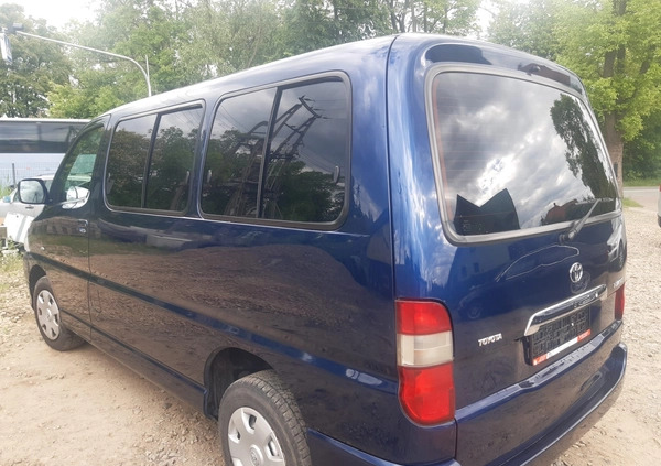 Toyota Hiace cena 45900 przebieg: 171000, rok produkcji 2011 z Garwolin małe 67